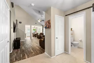 137 Barn Owl Loop, Leander, TX 78641 - Photo 4