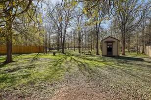 108 Pohakuloa Dr, Bastrop, TX 78602 - Photo 34