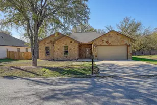 108 Pohakuloa Dr, Bastrop, TX 78602 - Photo 2