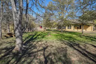 108 Pohakuloa Dr, Bastrop, TX 78602 - Photo 36