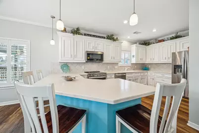 411 Sunset Circle, Galveston, TX 77554 - Photo 10