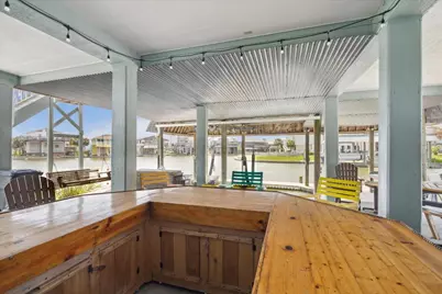 411 Sunset Circle, Galveston, TX 77554 - Photo 34