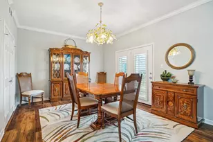 411 Sunset Cir, Galveston, TX 77554 - Photo 8