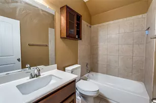 305 Leather Oak Loop, San Marcos, TX 78666 - Photo 22