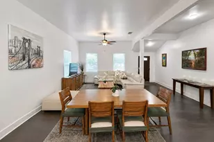 907 E 3rd St, Austin, TX 78702 - Photo 6