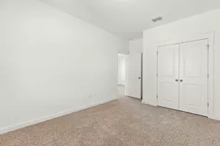 108 Hartson Dr, Taylor, TX 76574 - Photo 26