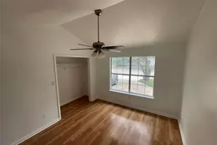 2808 Lyons Rd, Austin, TX 78702 - Photo 4