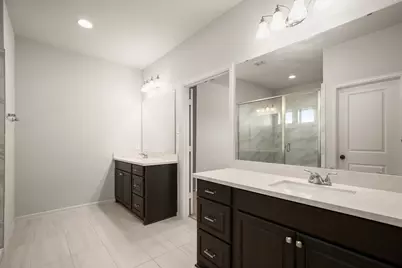 932 Azul Lagoon Drive #18, Leander, TX 78641 - Photo 20