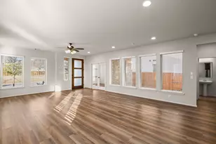 932 Azul Lagoon Dr, Leander, TX 78641 - Photo 10