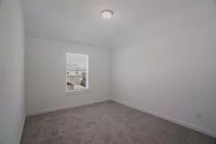 124 Hartson Dr, Taylor, TX 76574 - Photo 18