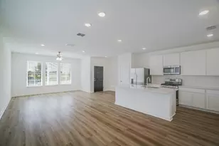 124 Hartson Dr, Taylor, TX 76574 - Photo 6