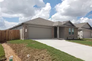109 Red Buckeye St, Hutto, TX 78634 - Photo 2