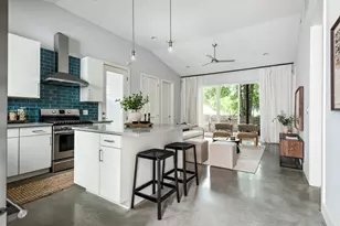 1703 Perez St, Austin, TX 78721 - Photo 4