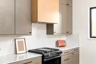 4414 S 1st St, Austin, TX 78745 - Photo 18