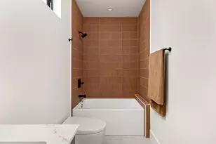 4414 S 1st St, Austin, TX 78745 - Photo 32