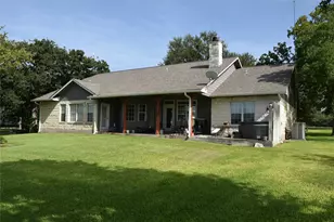 2116 Co Rd 403, Marble Falls, TX 78654 - Photo 2