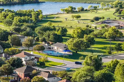 110 Estate Cove, Hutto, TX 78634 - Photo 24