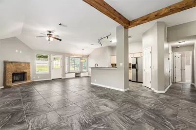 110 Estate Cove, Hutto, TX 78634 - Photo 4