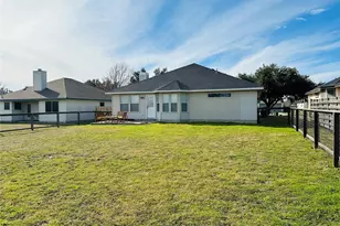 114 Dana Dr, Hutto, TX 78634 - Photo 14