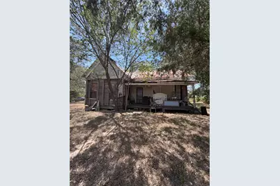 506 S Avenue C, Elgin, TX 78621 - Photo 1