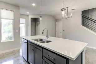 1904 Bunche Rd, Austin, TX 78721 - Photo 8