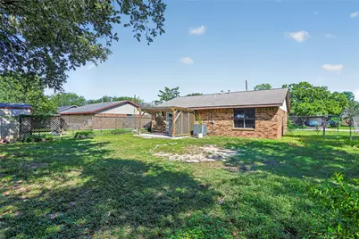 1308 Pendergrass Street, Lockhart, TX 78644 - Photo 12