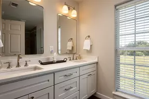 6417 Co Rd 240, Waelder, TX 78959 - Photo 20