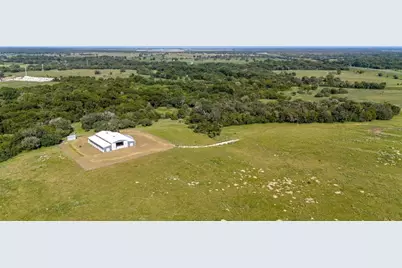 6417 County Road 240, Waelder, TX 78959 - Photo 34