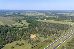 6417 Co Rd 240, Waelder, TX 78959 - Photo 32