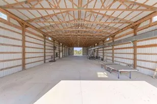 6417 Co Rd 240, Waelder, TX 78959 - Photo 6