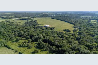 6417 County Road 240, Waelder, TX 78959 - Photo 36