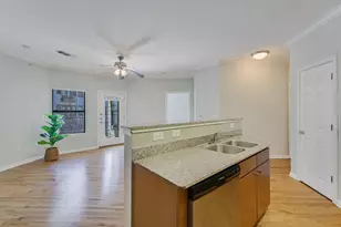 2502 Leon St, Austin, TX 78705 - Photo 2