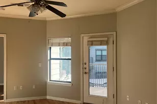 2502 Leon St, Austin, TX 78705 - Photo 10