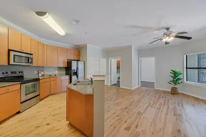 2502 Leon Street #301, Austin, TX 78705 - Photo 4