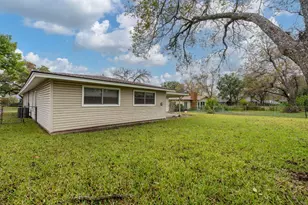 1800 Barbara St, Austin, TX 78757 - Photo 10