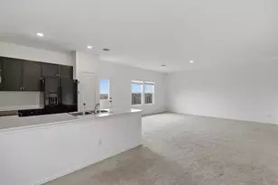 908 Rancho Del Cielo Loop, Jarrell, TX 76537 - Photo 4