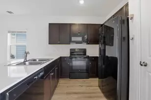 908 Rancho Del Cielo Loop, Jarrell, TX 76537 - Photo 8