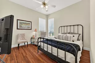 345 The Hills Dr, The Hills, TX 78738 - Photo 8