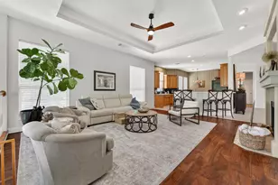 345 The Hills Dr, The Hills, TX 78738 - Photo 4