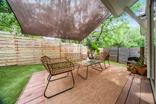 1213 Eleanor St, Austin, TX 78721 - Photo 28