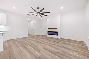 159 Molokini Dr, Bastrop, TX 78602 - Photo 8