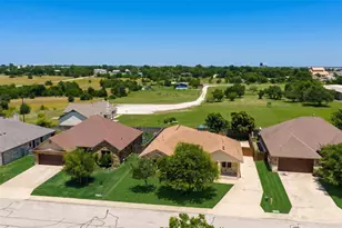100 Magan Ln, Jarrell, TX 76537 - Photo 2