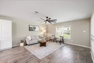 217 Farmer Ln, Jarrell, TX 76537 - Photo 12