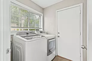 3000 Ridgemont Ln, Kyle, TX 78640 - Photo 16