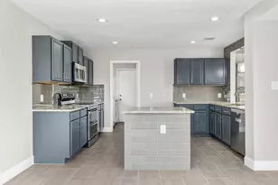 3000 Ridgemont Ln, Kyle, TX 78640 - Photo 4