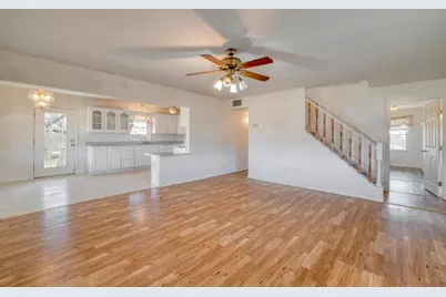 829 State Highway 21 Highway W, Cedar Creek, TX 78612 - Photo 8