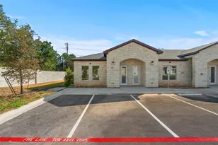 607 Crystal Falls Pkwy, Leander, TX 78641 - Photo 1