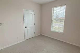 300 Western Sky Trail, Jarrell, TX 76537 - Photo 20