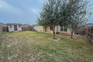 300 Western Sky Trail, Jarrell, TX 76537 - Photo 28