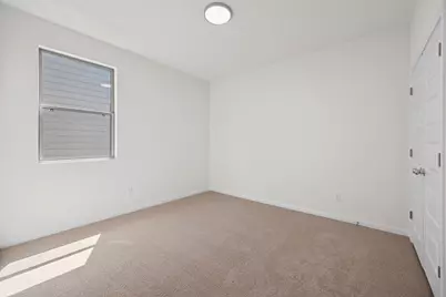 170 Hornet Street, Elgin, TX 78621 - Photo 4